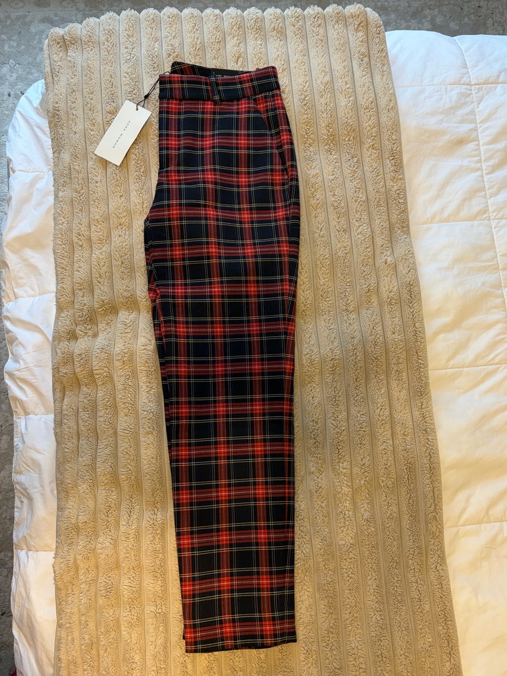 Plaid Slim Fit Women’s Pants - Red/Navy - Picture 8 of 8